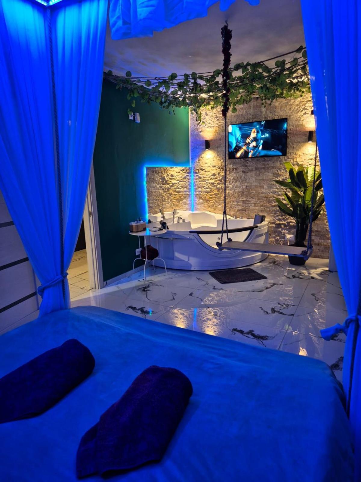Apartamento Afi Discret Jacuzzi Bucarest Exterior foto